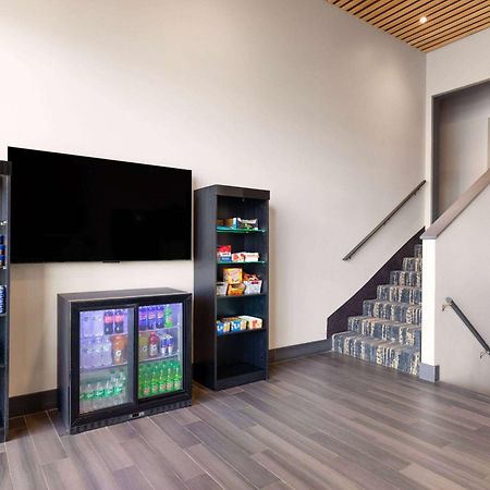 Ramada By Wyndham Studio Suites Dothan Bagian luar foto