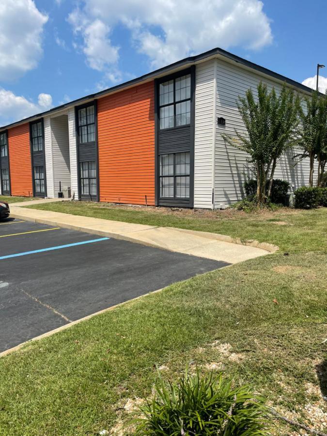 Ramada By Wyndham Studio Suites Dothan Bagian luar foto