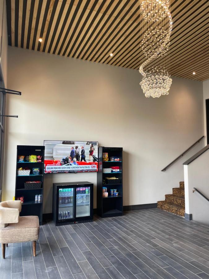 Ramada By Wyndham Studio Suites Dothan Bagian luar foto